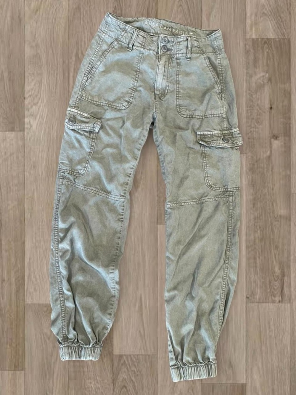 American Eagle Outfitters Olive Cargo Pants